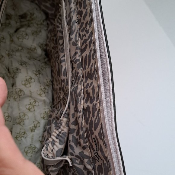 GUESS Women’s Daly Signature Logo Tote bag purse - Picture 5 of 7